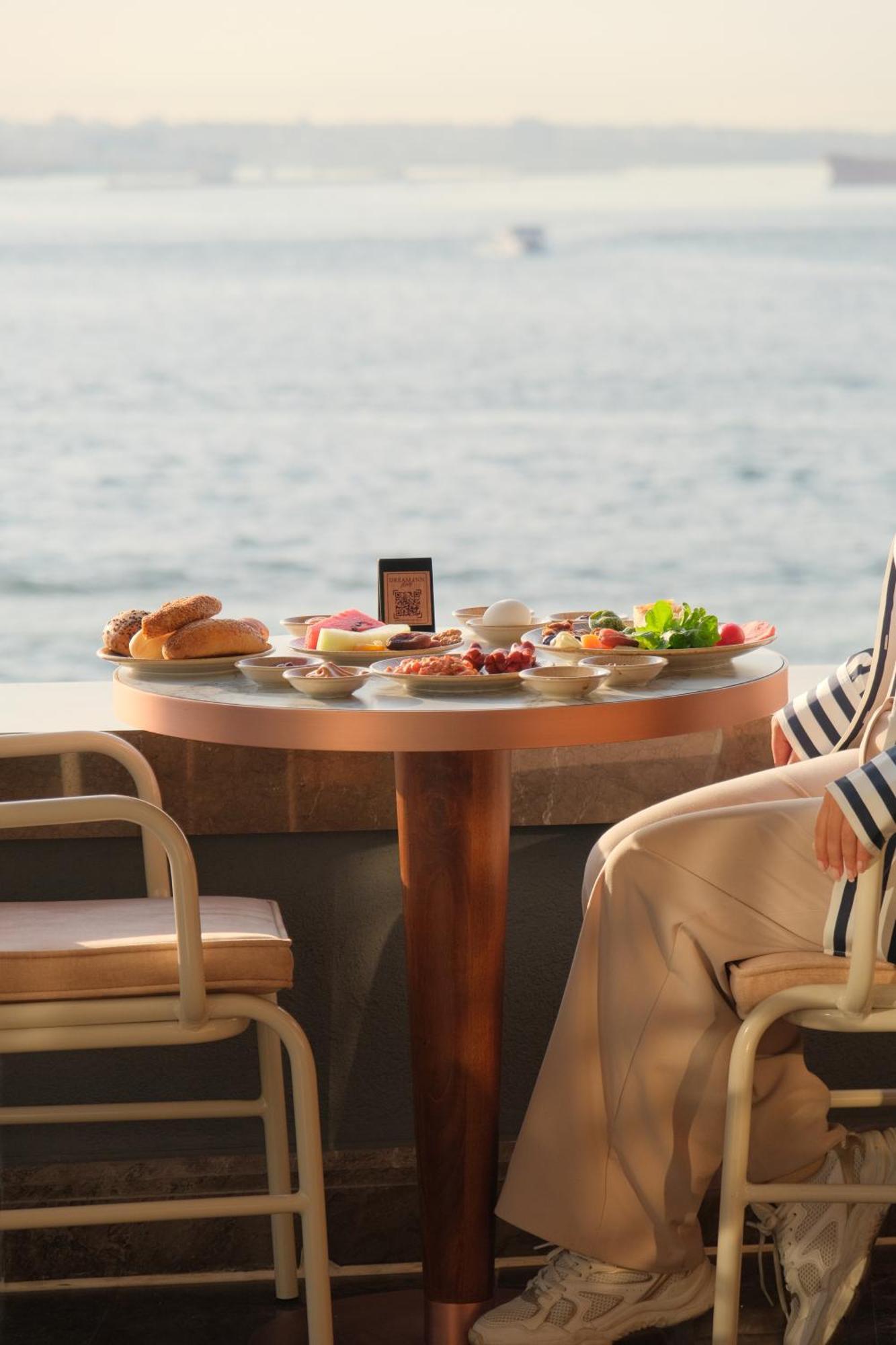 Dream Inn Karakoey Bosphorus Stambuł Zewnętrze zdjęcie